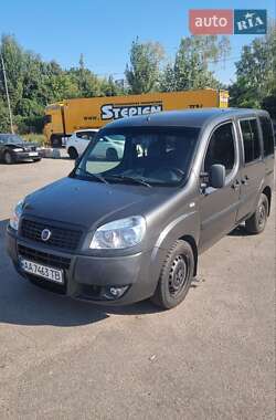 Мінівен Fiat Doblo 2011 в 