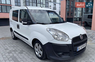 Грузопассажирский фургон Fiat Doblo 2010 в 