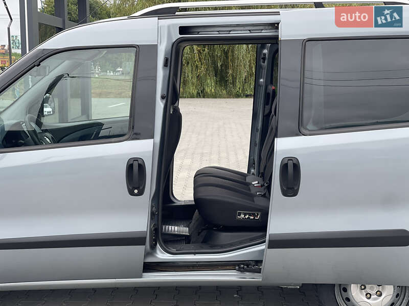Минивэн Fiat Doblo 2012 в Черновцах