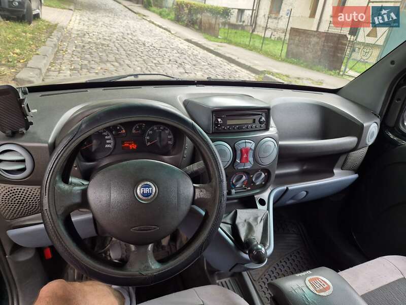 Мінівен Fiat Doblo 2005 в Львові