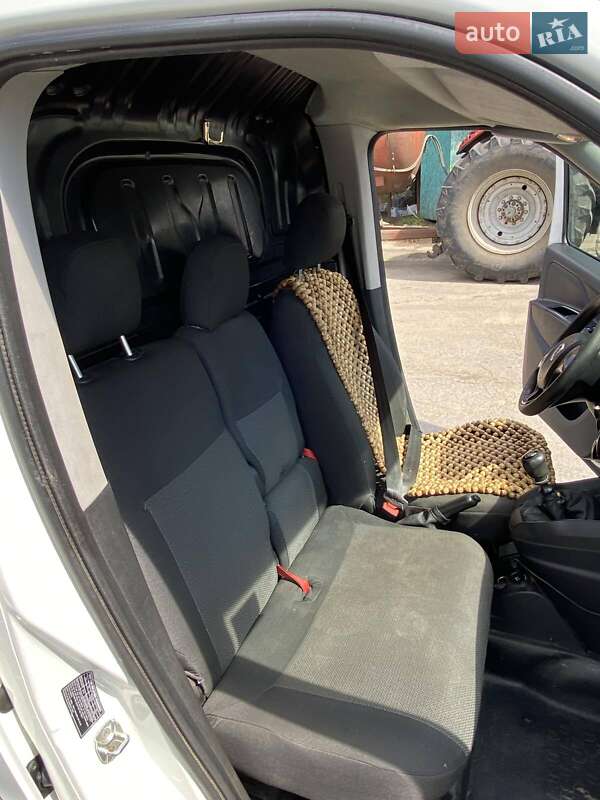 Грузовой фургон Fiat Doblo 2017 в Виннице фото 5 Грузовой фургон Fiat Doblo 2017 в Виннице