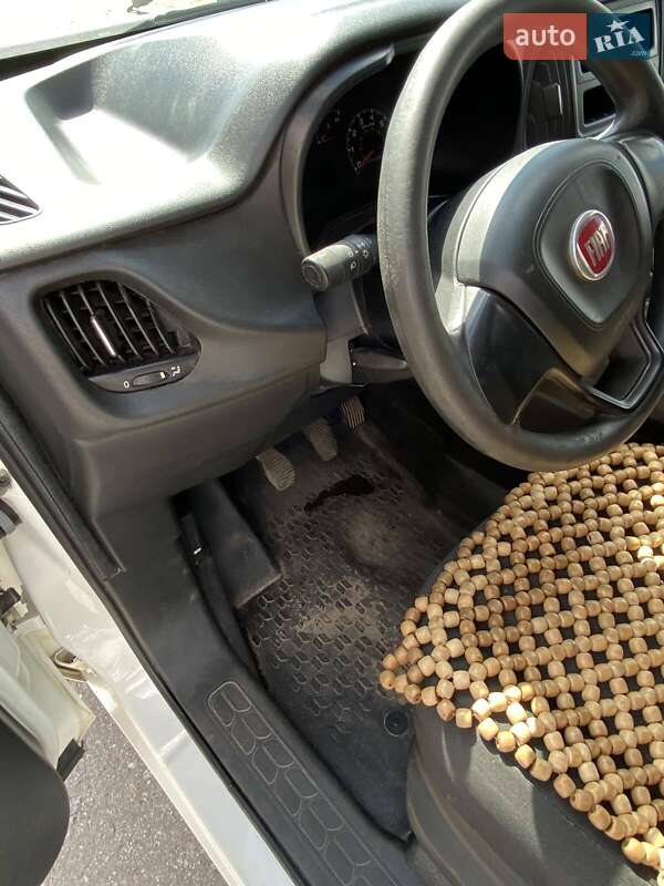 Грузовой фургон Fiat Doblo 2017 в Виннице фото 11 Грузовой фургон Fiat Doblo 2017 в Виннице