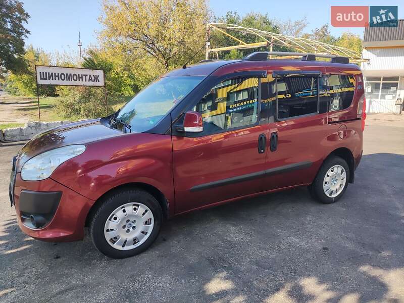 Минивэн Fiat Doblo 2010 в Харькове