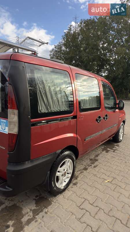 Минивэн Fiat Doblo 2004 в Кельменцах