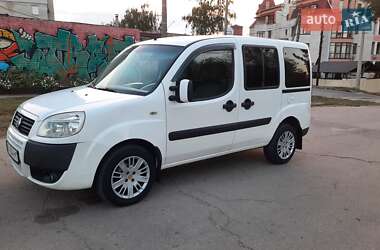 Минивэн Fiat Doblo 2008 в 