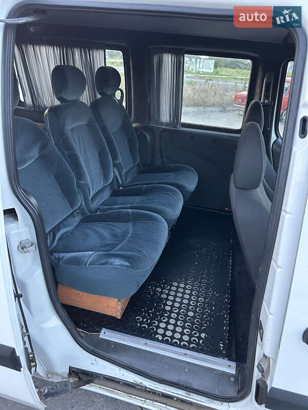 Минивэн Fiat Doblo 2008 в Вараше