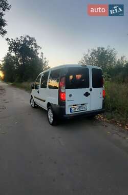 Минивэн Fiat Doblo 2010 в 