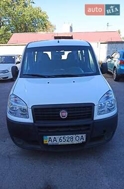 Минивэн Fiat Doblo 2013 в Киеве