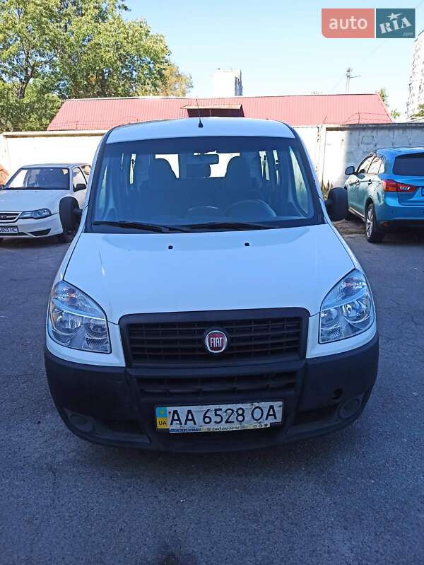 Fiat Doblo 2013