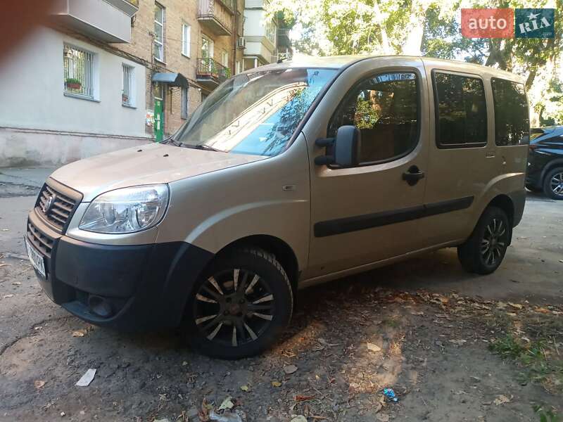 Минивэн Fiat Doblo 2014 в Обухове