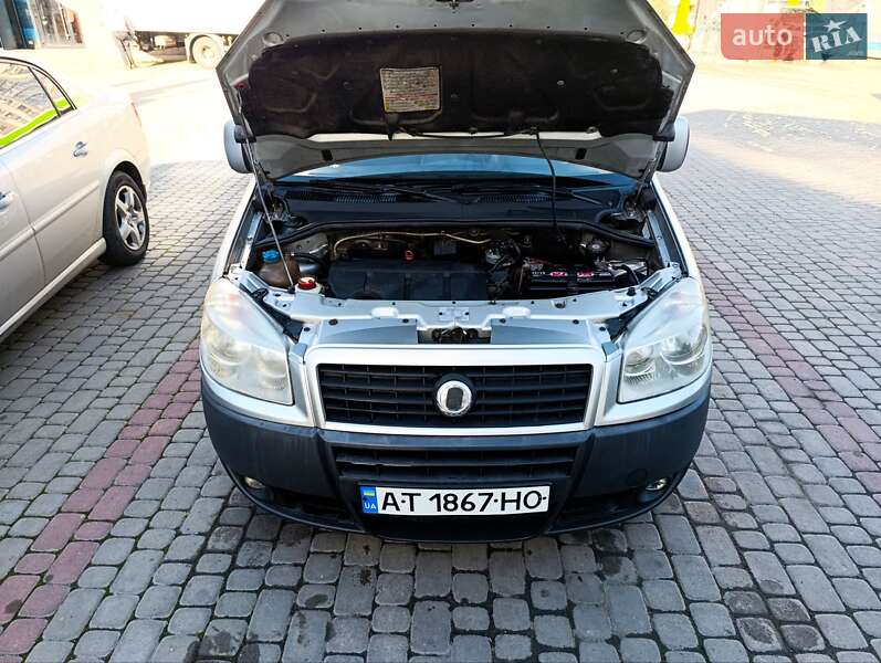 Минивэн Fiat Doblo 2007 в Ивано-Франковске