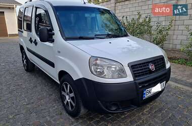 Мінівен Fiat Doblo 2015 в Рівному