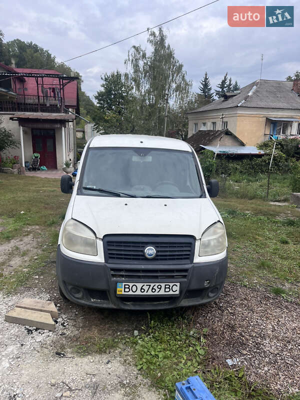 Минивэн Fiat Doblo 2006 в 