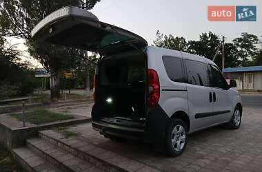Минивэн Fiat Doblo 2011 в 