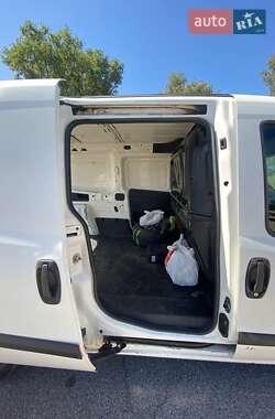 Грузовой фургон Fiat Doblo 2012 в 