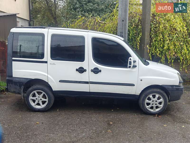 Грузовой фургон Fiat Doblo 2001 в 