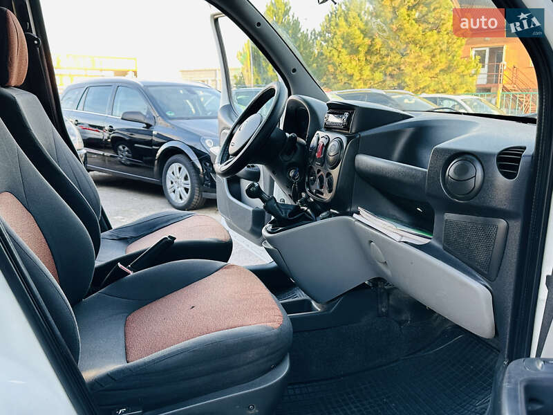 Минивэн Fiat Doblo 2007 в Харькове