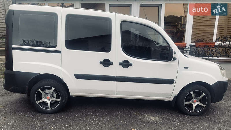 Минивэн Fiat Doblo 2008 в Золотоноше