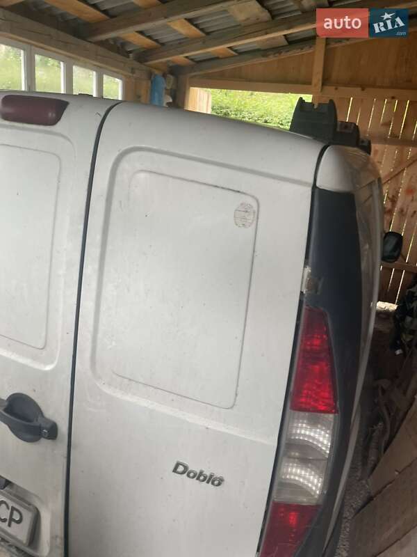 Минивэн Fiat Doblo 2002 в 