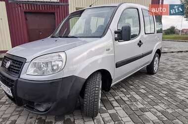 Минивэн Fiat Doblo 2012 в 