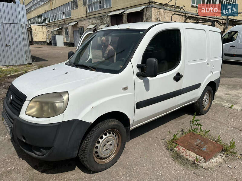 Грузовой фургон Fiat Doblo 2008 в Киеве