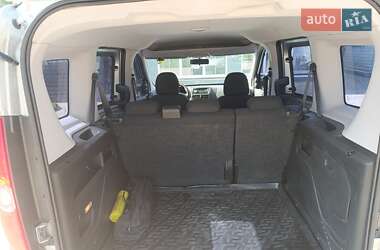 Минивэн Fiat Doblo 2011 в 