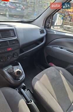 Грузовой фургон Fiat Doblo 2012 в 