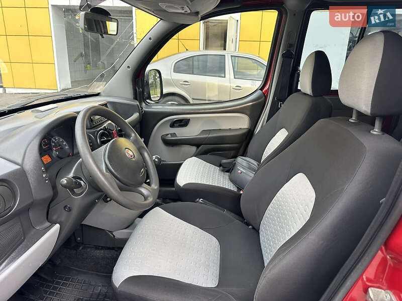 Минивэн Fiat Doblo 2009 в Полтаве