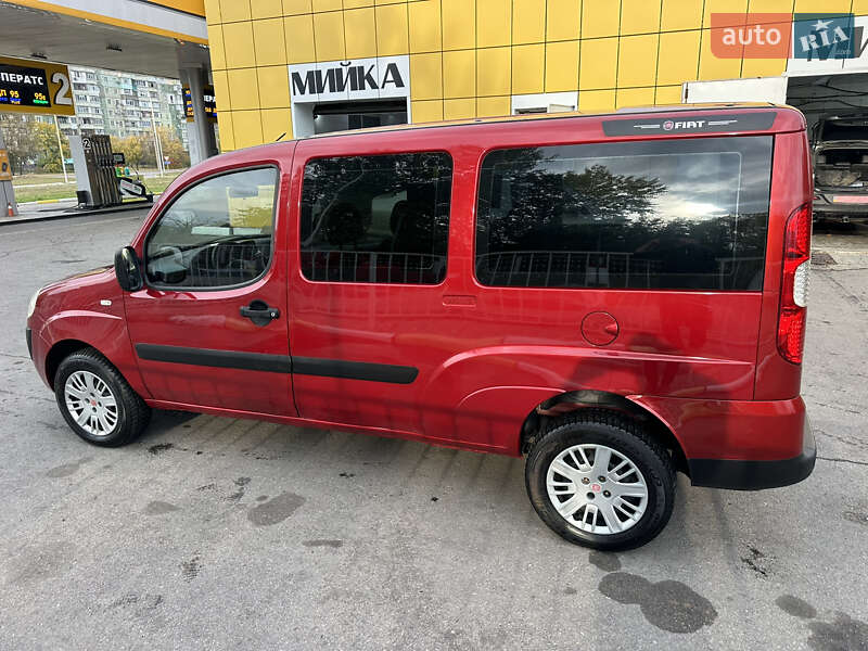 Минивэн Fiat Doblo 2009 в Полтаве