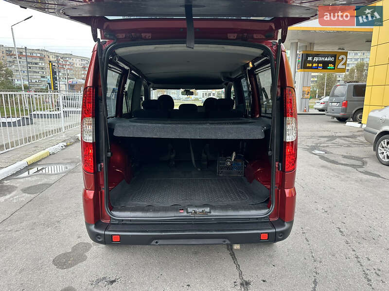Минивэн Fiat Doblo 2009 в Полтаве