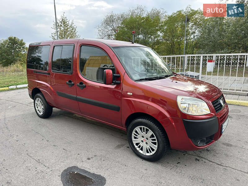Минивэн Fiat Doblo 2009 в Полтаве