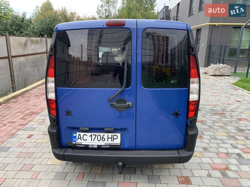 Минивэн Fiat Doblo 2003 в Луцке
