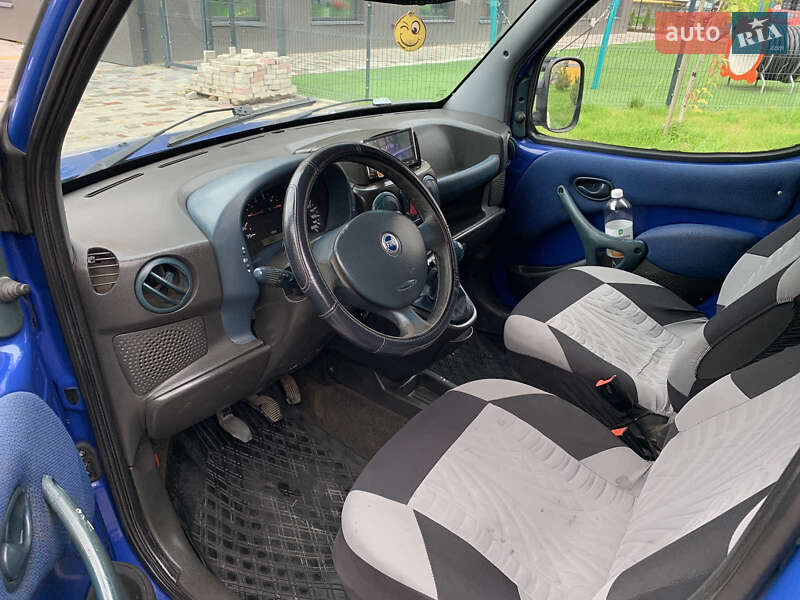 Минивэн Fiat Doblo 2003 в Луцке