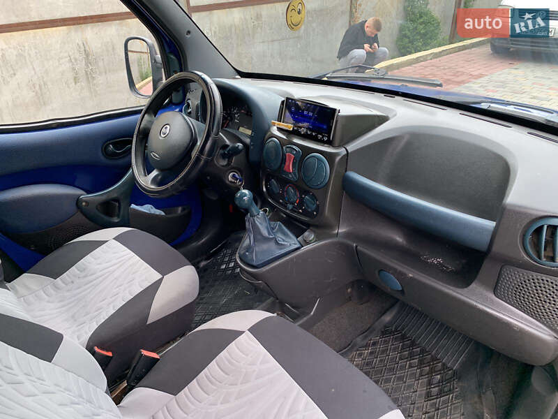 Минивэн Fiat Doblo 2003 в Луцке