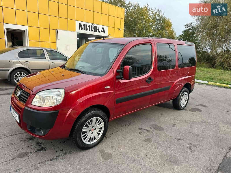 Минивэн Fiat Doblo 2009 в Полтаве
