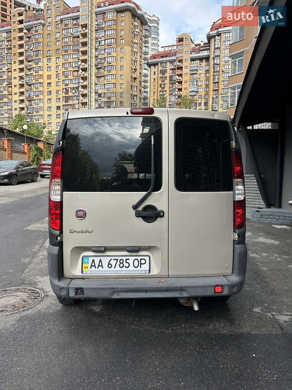 Минивэн Fiat Doblo 2015 в Киеве