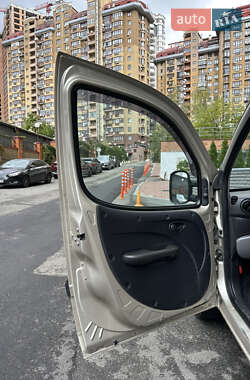 Минивэн Fiat Doblo 2015 в 