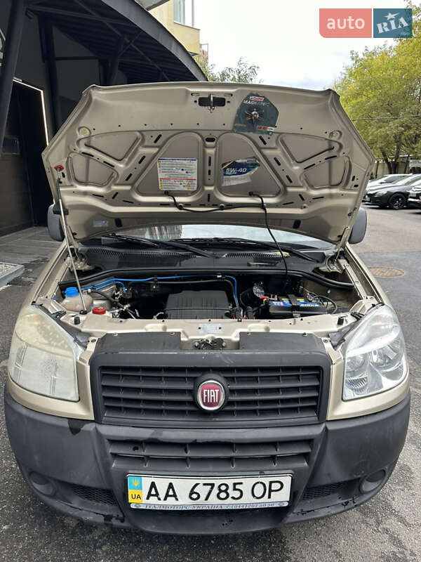 Минивэн Fiat Doblo 2015 в Киеве