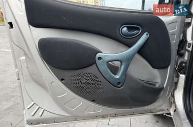 Минивэн Fiat Doblo 2005 в 