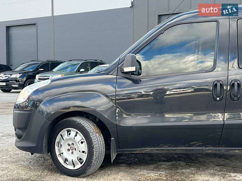 Мінівен Fiat Doblo 2011 в Львові