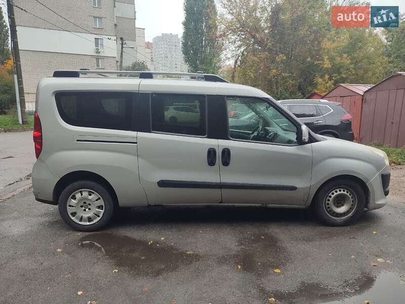 Fiat Doblo 2013