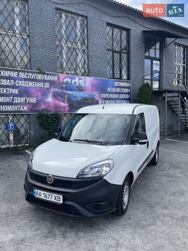 Грузовой фургон Fiat Doblo 2017 в 