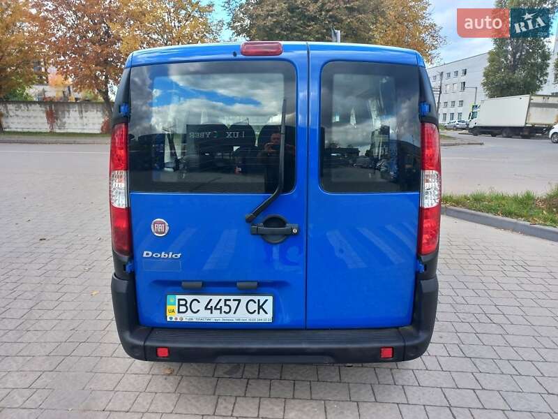 Мінівен Fiat Doblo 2011 в Львові