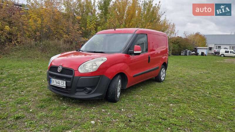 Вантажний фургон Fiat Doblo 2012 в Тернополі