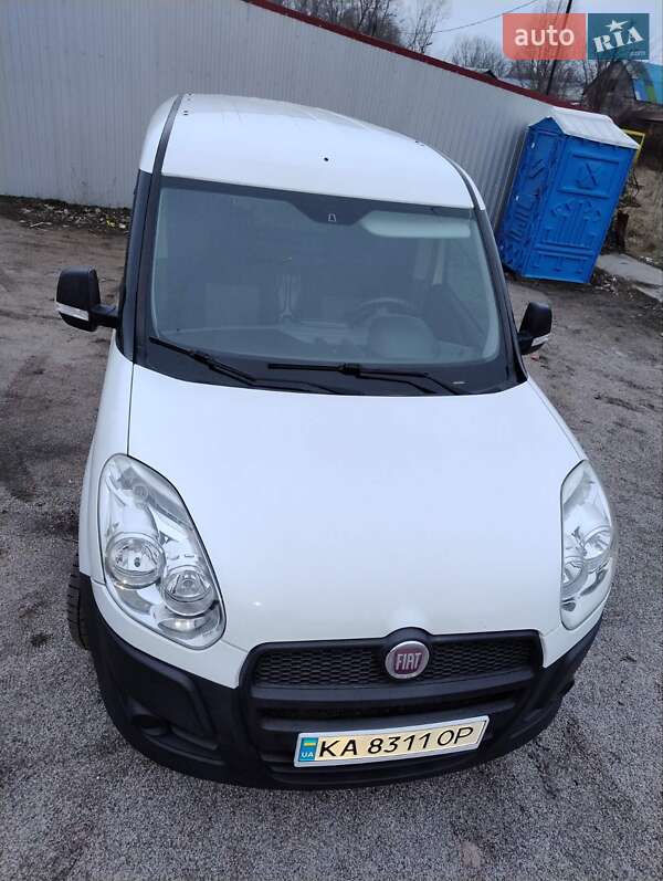 Грузовой фургон Fiat Doblo 2011 в Василькове