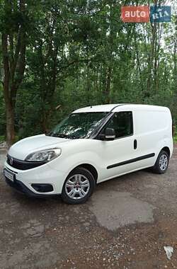 Вантажний фургон Fiat Doblo 2017 в Кропивницькому