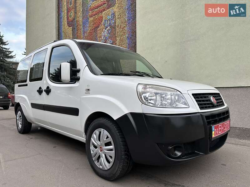 Мінівен Fiat Doblo 2007 в Рівному фото Мінівен Fiat Doblo 2007 в Рівному