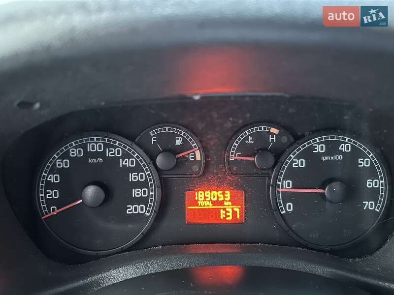 Мінівен Fiat Doblo 2007 в Рівному фото 31 Мінівен Fiat Doblo 2007 в Рівному