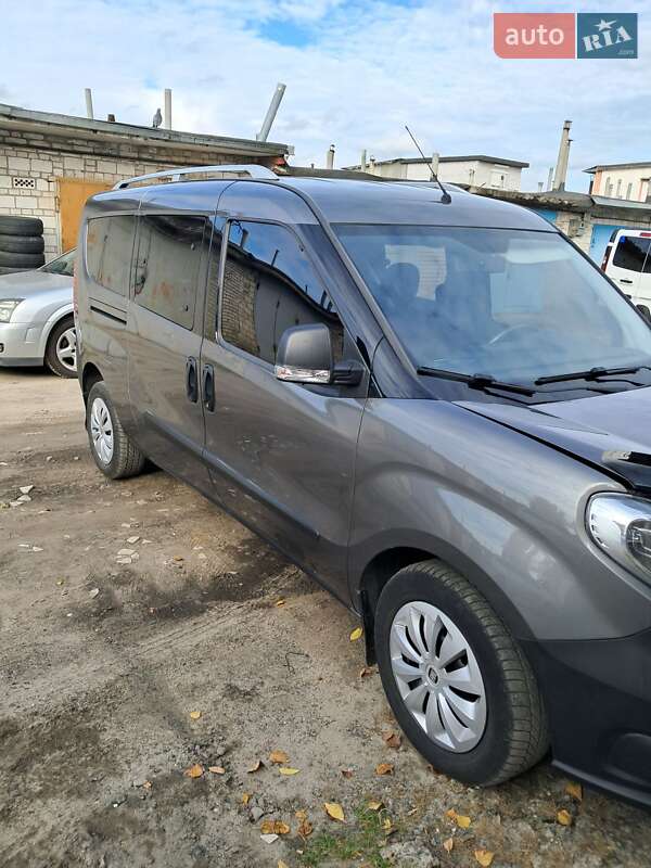 Минивэн Fiat Doblo 2017 в Киеве фото 33 Минивэн Fiat Doblo 2017 в Киеве