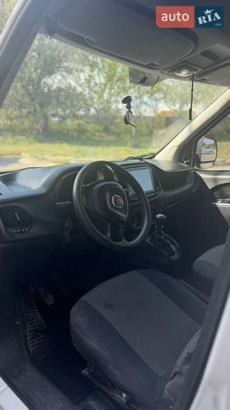 Вантажний фургон Fiat Doblo 2015 в Харкові фото 2 Вантажний фургон Fiat Doblo 2015 в Харкові